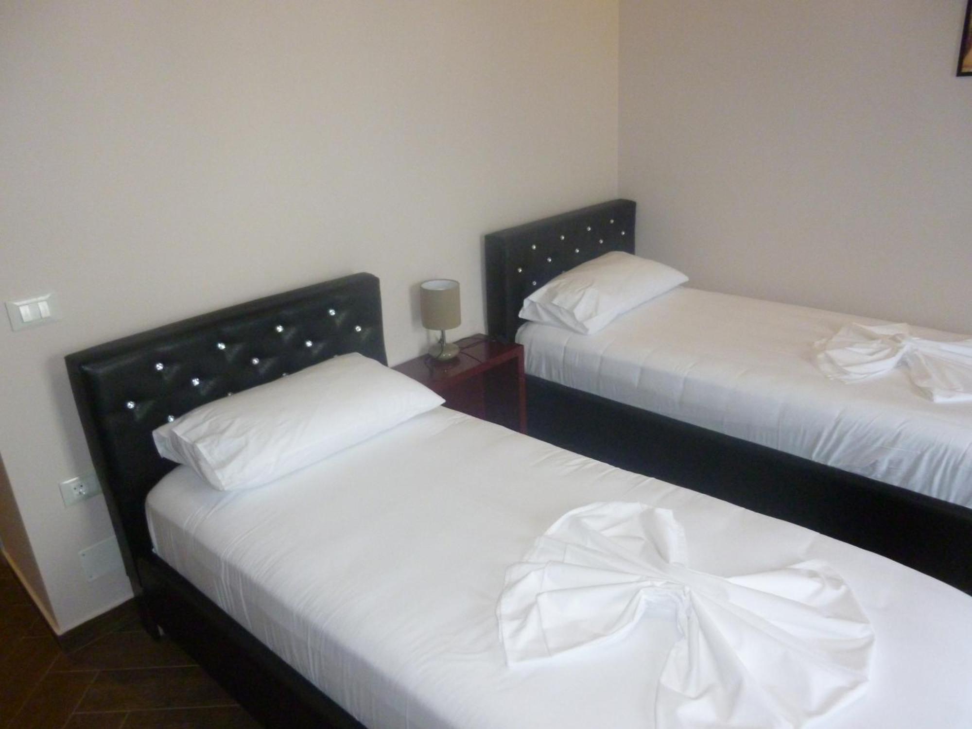 Villamaria Hotel Zverneci Eksteriør billede