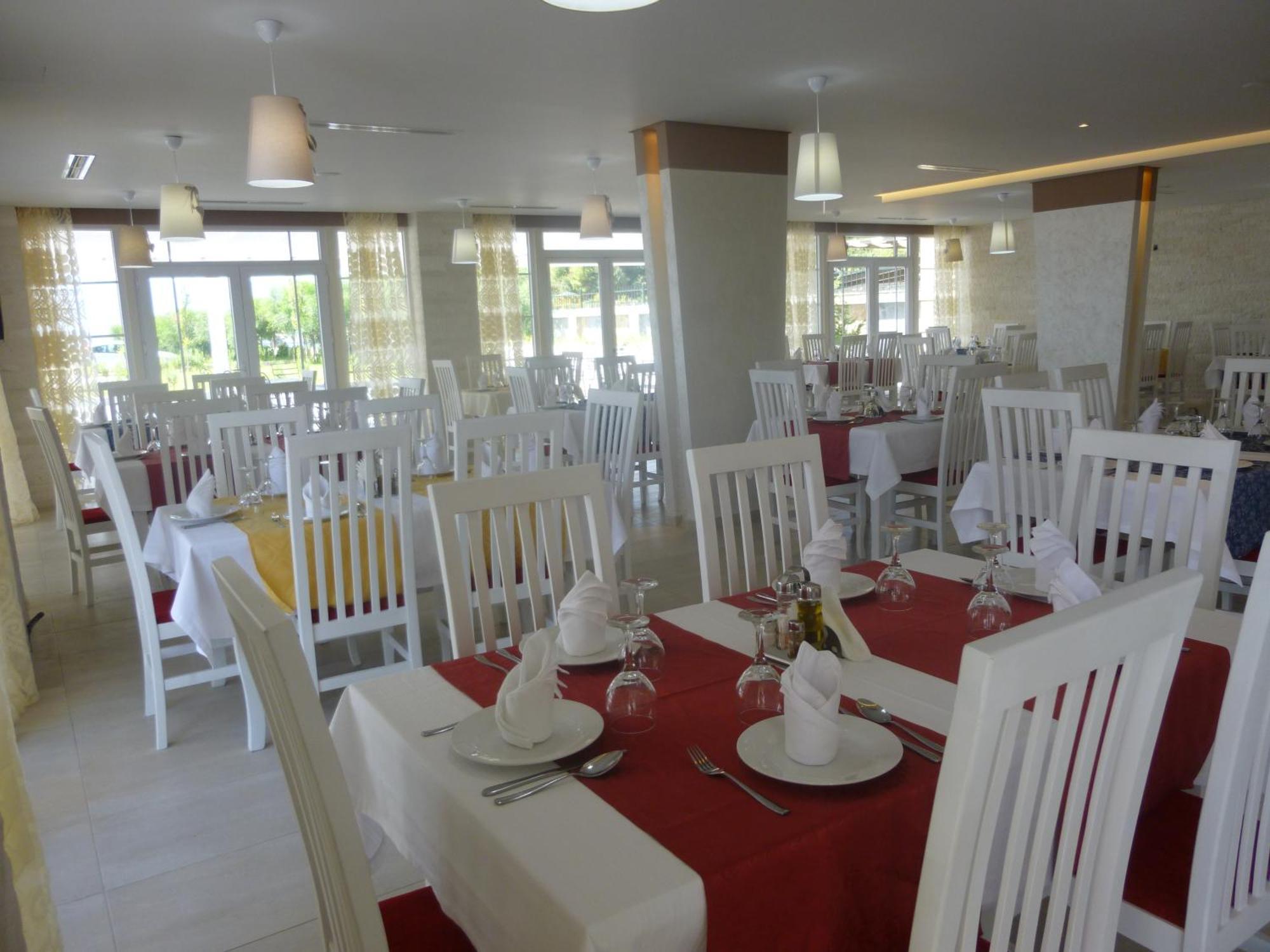 Villamaria Hotel Zverneci Eksteriør billede